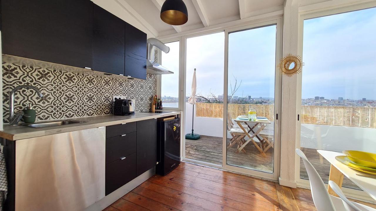 Happy Stay Lisbon - Suite With A View, Private Terrace & Ac Exterior photo