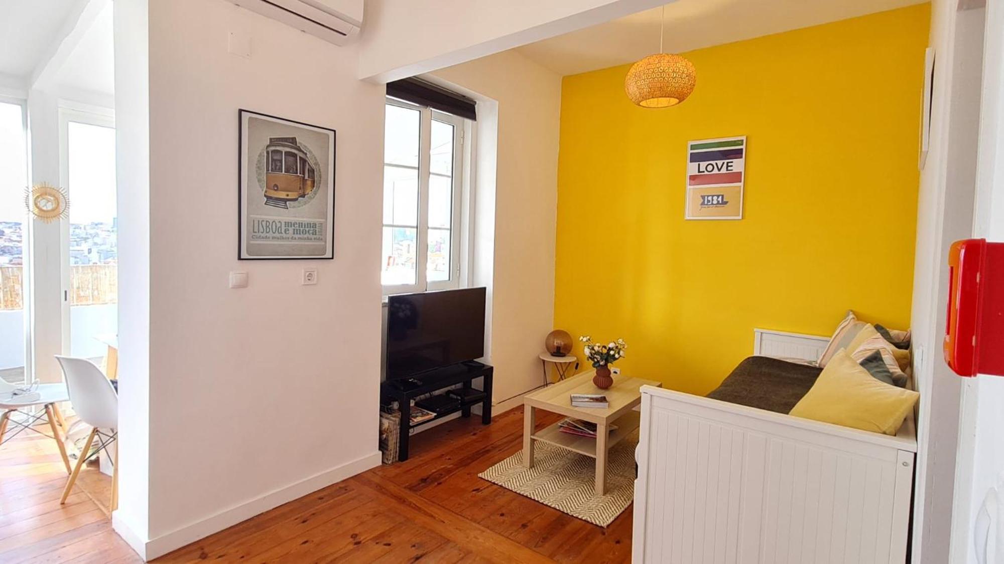 Happy Stay Lisbon - Suite With A View, Private Terrace & Ac Exterior photo