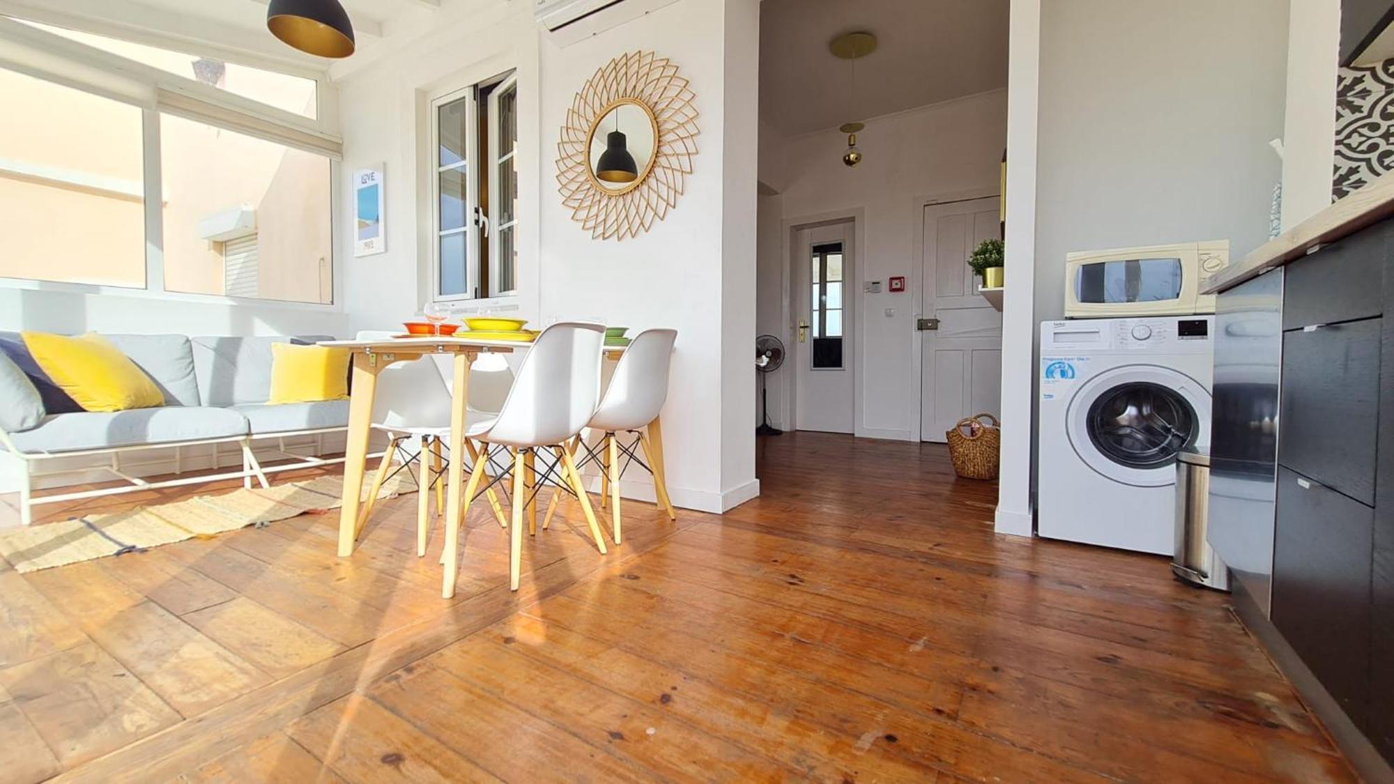 Happy Stay Lisbon - Suite With A View, Private Terrace & Ac Exterior photo